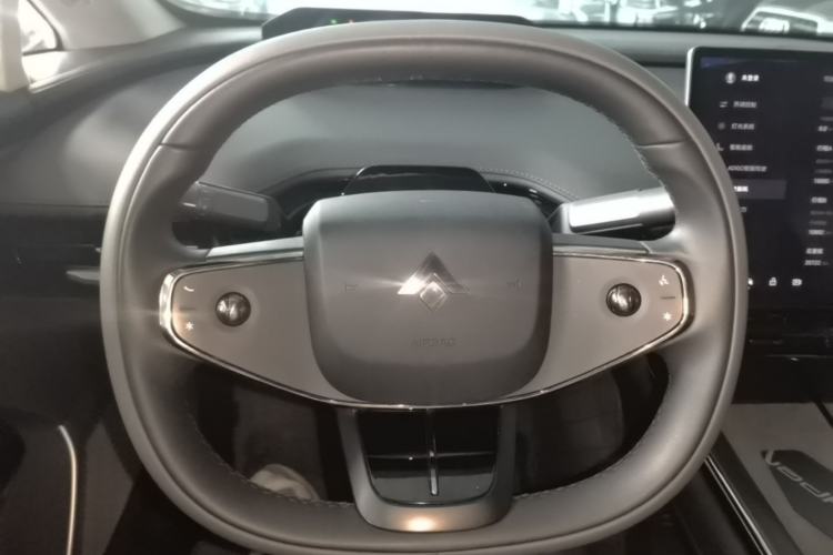 Used Hyptec GT 2023 560 Rear-Drive Tech Edition Steering Wheel