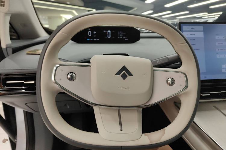 Used Hyptec GT 2023 560 Rear-Drive Seven-Wing Edition Steering Wheel