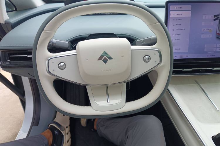 Used Hyptec GT 2023 560 Rear-Drive Seven-Wing Edition Steering Wheel
