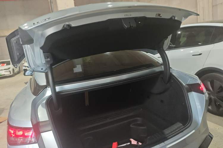 Used Hyptec GT 2023 560 Rear-Drive Seven-Wing Edition Trunk