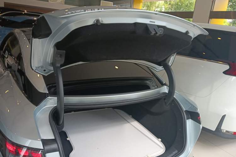 Used Hyptec GT 2023 560 Rear-Drive Seven-Wing Edition Trunk