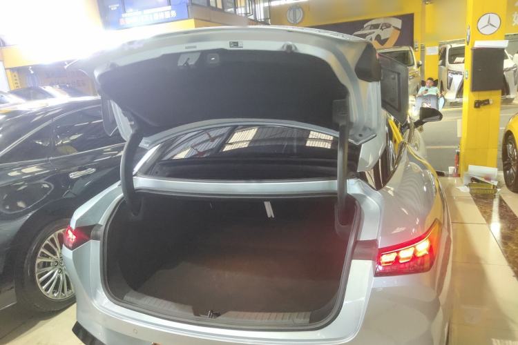 Used Hyptec GT 2023 710 Rear-Drive Supercharge Max Edition Trunk