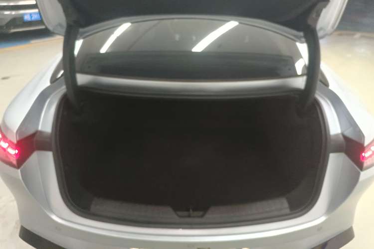 Used Hyptec GT 2023 560 Rear-Drive Seven-Wing Edition Trunk