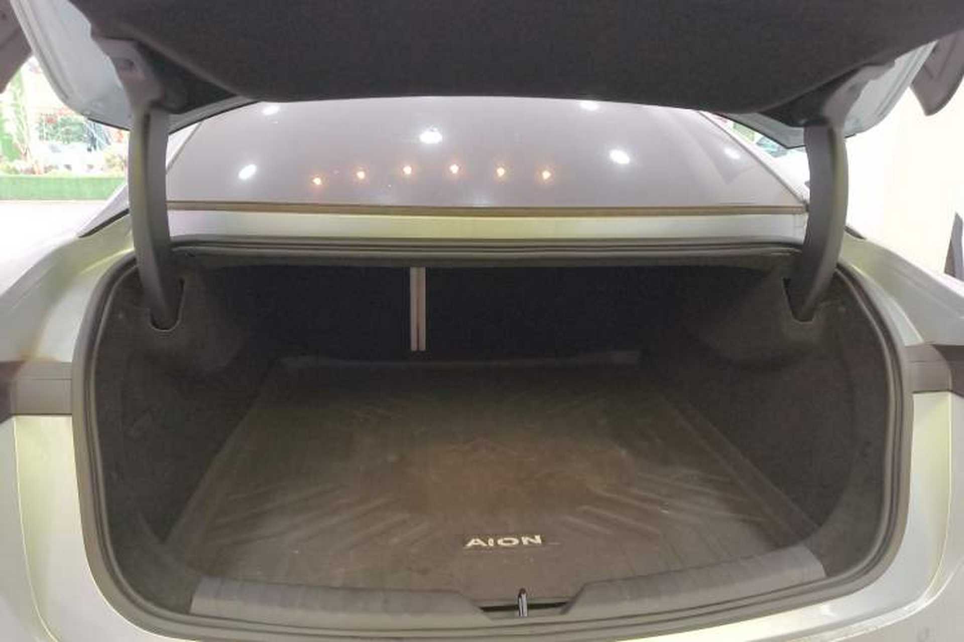 Used Hyptec GT 2023 560 Rear-Drive Seven-Wing Edition Trunk