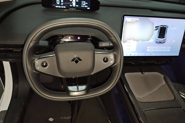 Used Hyptec GT 2023 710 Rear-Drive Supercharge Max Edition Center Console