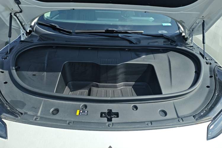 Used Hyptec GT 2023 710 Rear-Drive Ultra-Charging Version Engine Bay