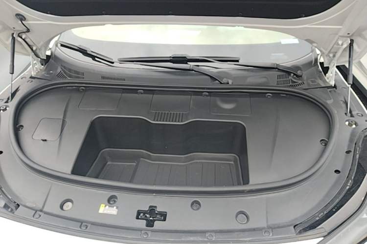 Used Hyptec GT 2023 710 Rear-Drive Ultra-Charging Version Engine Bay