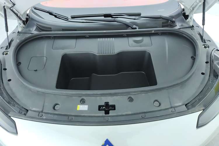 Used Hyptec GT 2023 560 Rear-Drive Seven-Wing Edition Engine Bay