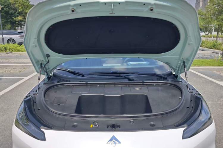 Used Hyptec GT 2023 710 Rear-Drive Ultra-Charging Version Engine Bay