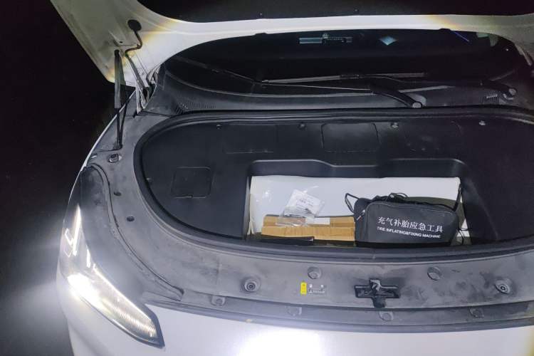 Used Hyptec GT 2023 710 Rear-Drive Ultra-Charging Version Engine Bay Right
