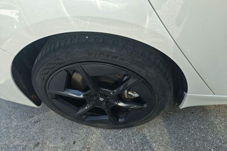 Used Hyptec GT 2023 710 Rear-Drive Ultra-Charging Version Exterior 5
