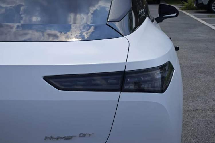 Used Hyptec GT 2023 710 Rear-Drive Ultra-Charging Version Exterior 8