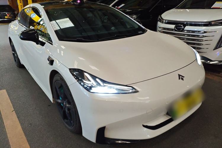 Used Hyptec GT 2023 710 Rear-Drive Supercharge Max Edition Front Right 45 Deg