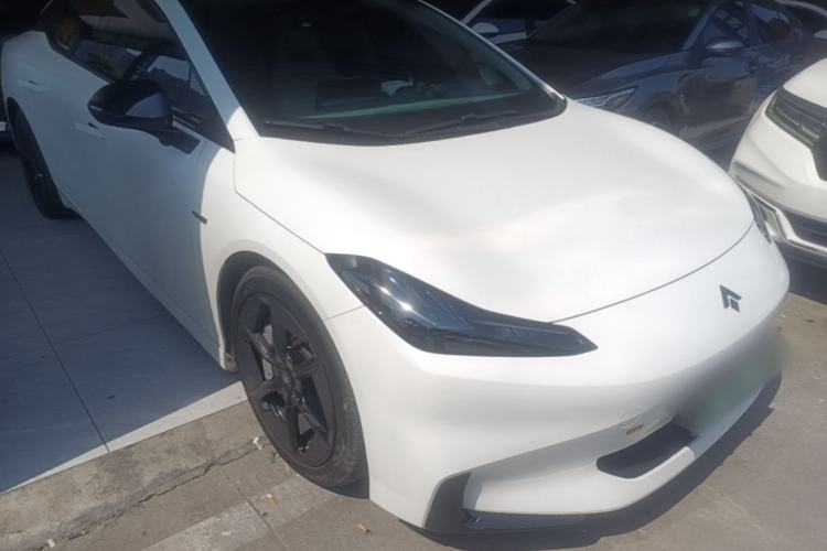 Used Hyptec GT 2023 710 Rear-Drive Ultra-Charging Version Front Right 45 Deg