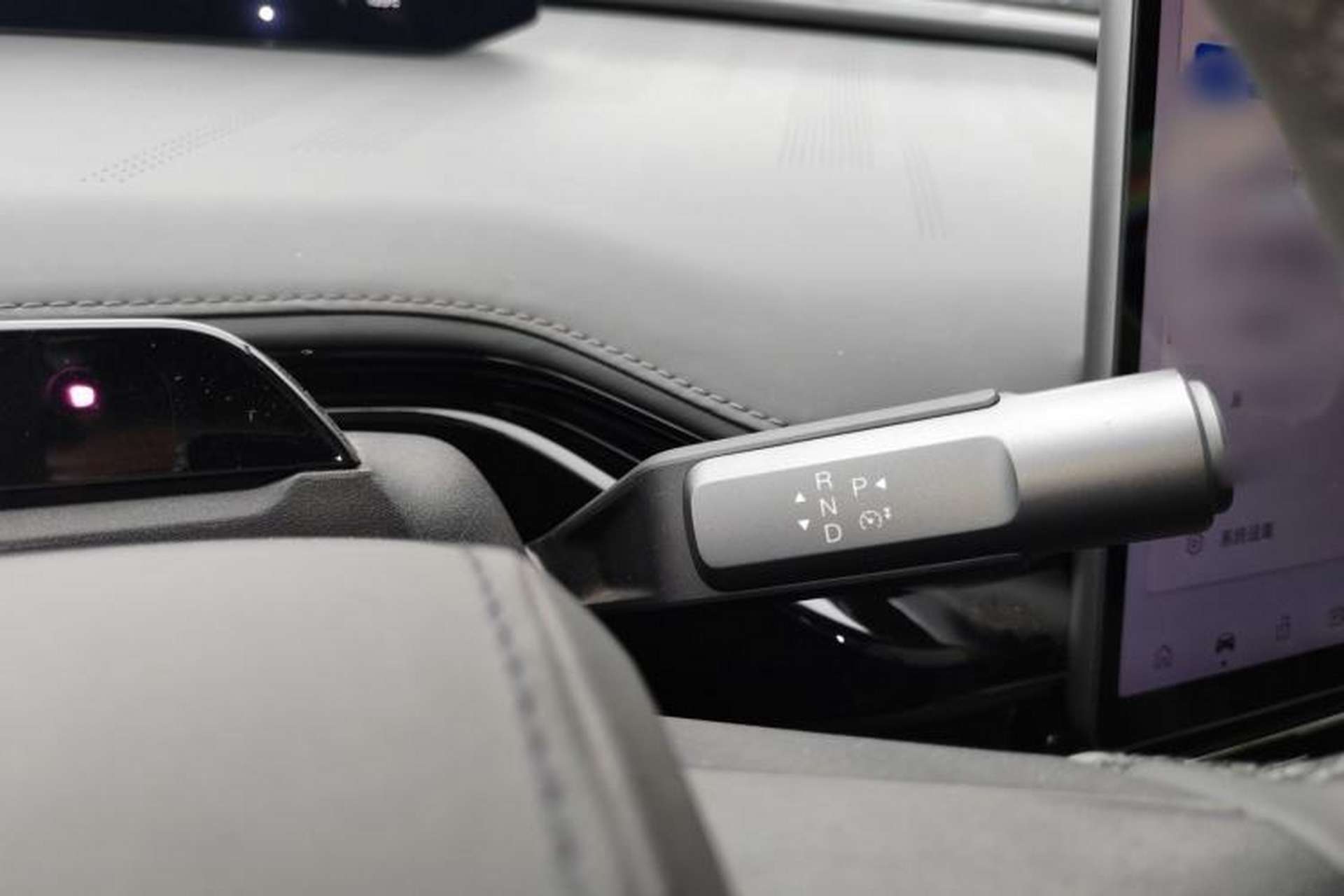 Used Hyptec GT 2023 710 Rear-Drive Supercharge Max Edition Gear Lever