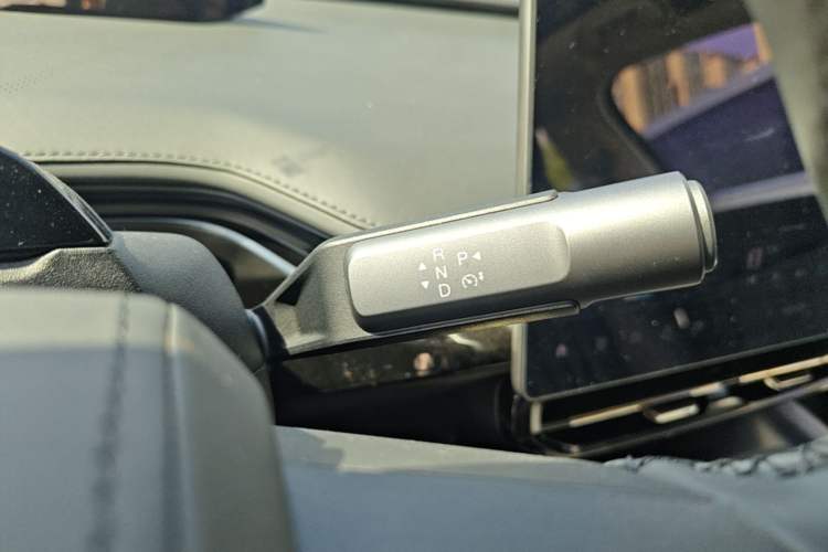 Used Hyptec GT 2023 710 Rear-Drive Ultra-Charging Version Gear Lever
