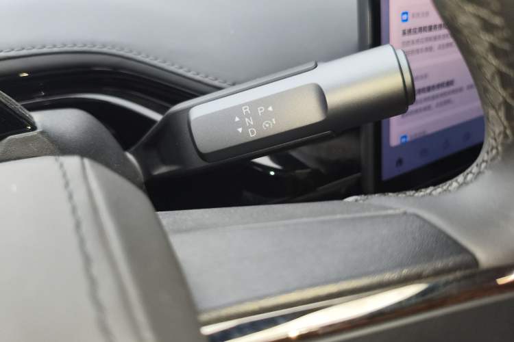 Used Hyptec GT 2023 710 Rear-Drive Supercharge Max Edition Gear Lever