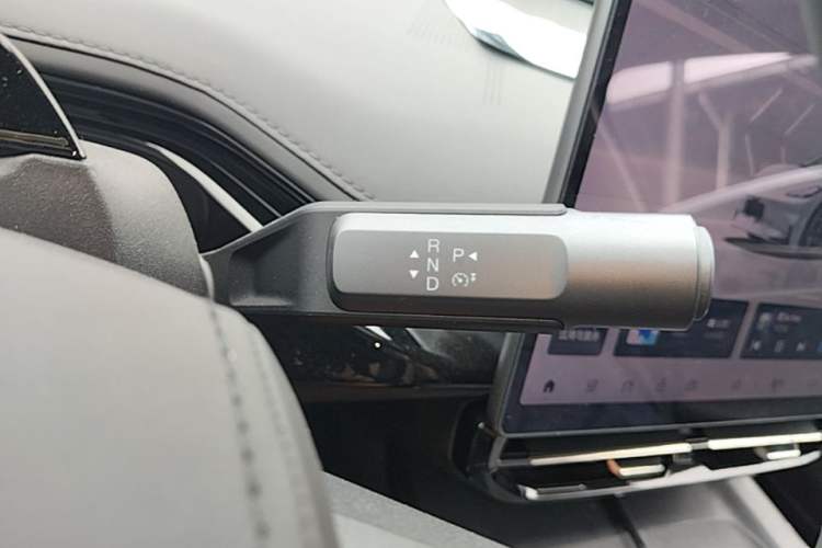 Used Hyptec GT 2023 710 Rear-Drive Ultra-Charging Version Gear Lever