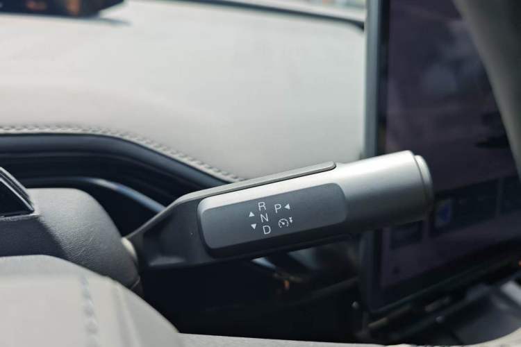 Used Hyptec GT 2023 710 Rear-Drive Ultra-Charging Version Gear Lever