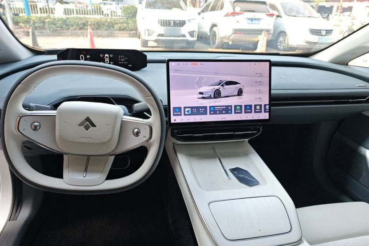 Used Hyptec GT 2023 710 Rear-Drive Supercharge Max Edition Interior 2