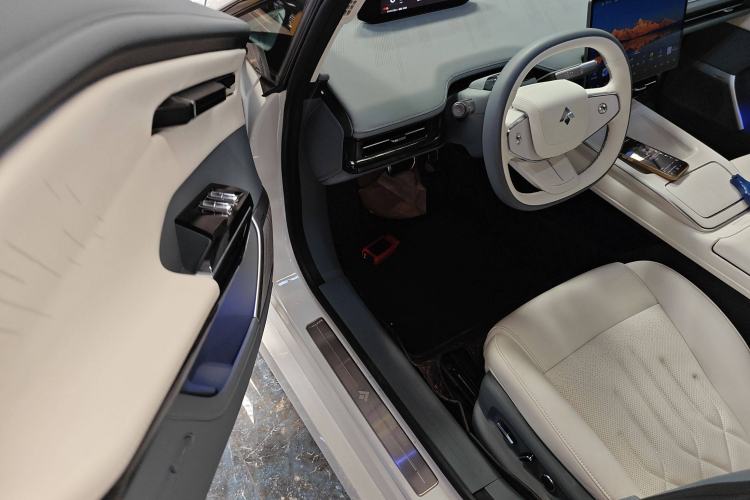 Used Hyptec GT 2023 710 Rear-Drive Supercharge Max Edition Interior 3