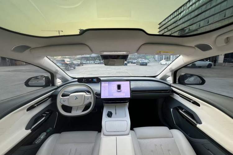 Used Hyptec GT 2023 710 Rear-Drive Supercharge Max Edition Interior 6