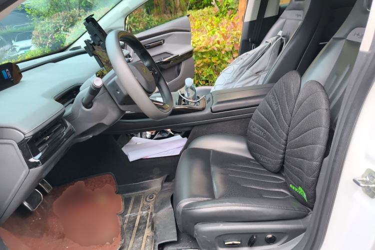 Used Hyptec GT 2023 710 Rear-Drive Ultra-Charging Version Left Front Seat