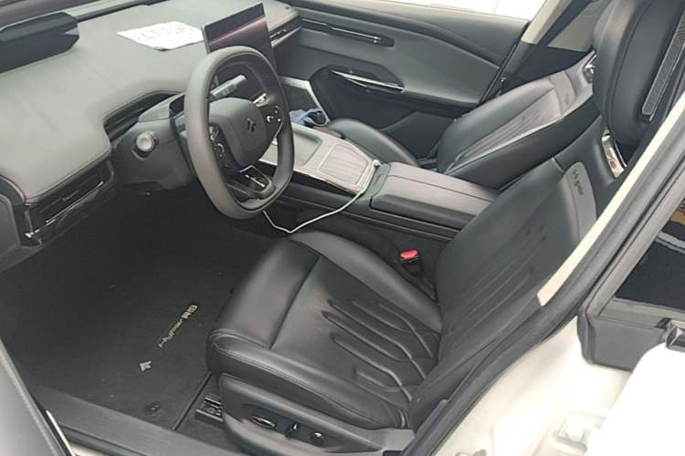 Used Hyptec GT 2023 710 Rear-Drive Ultra-Charging Version Left Front Seat