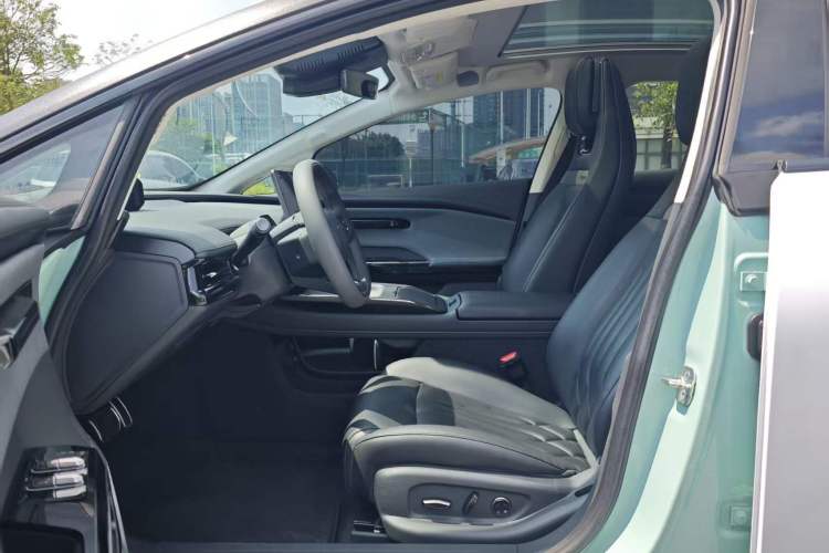 Used Hyptec GT 2023 710 Rear-Drive Ultra-Charging Version Left Front Seat