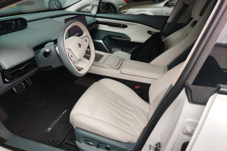 Used Hyptec GT 2023 Rear-Drive Ultra-Charging 7-Wing Edition Left Front Seat