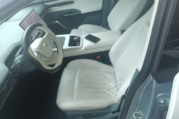 Used Hyptec GT 2023 710 Rear-Drive Ultra-Charging Version Left Front Seat