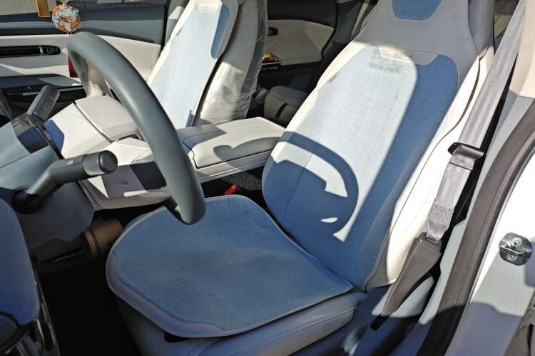 Used Hyptec GT 2023 560 Rear-Drive Tech Edition Left Front Seat