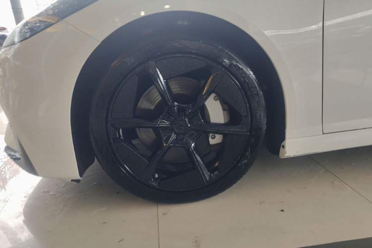 Used Hyptec GT 2023 710 Rear-Drive Ultra-Charging Version Left Front Wheel Hub