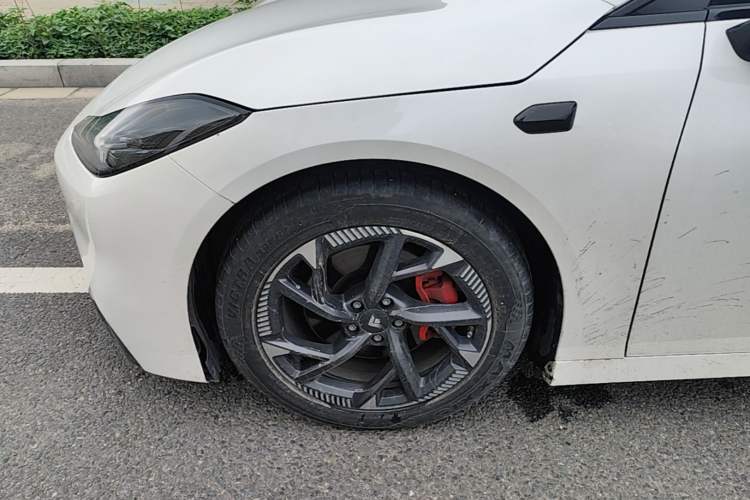 Used Hyptec GT 2023 560 Rear-Drive Seven-Wing Edition Left Front Wheel Hub
