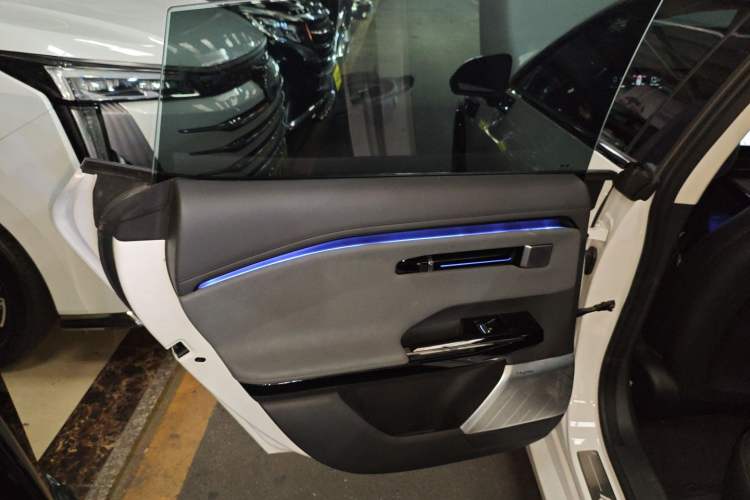 Used Hyptec GT 2023 710 Rear-Drive Supercharge Max Edition Left Rear Door Interior