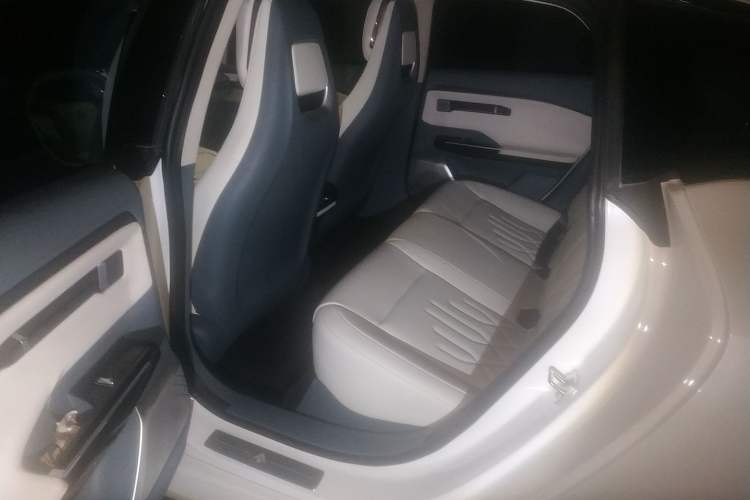 Used Hyptec GT 2023 560 Rear-Drive Tech Edition Left Rear Seat