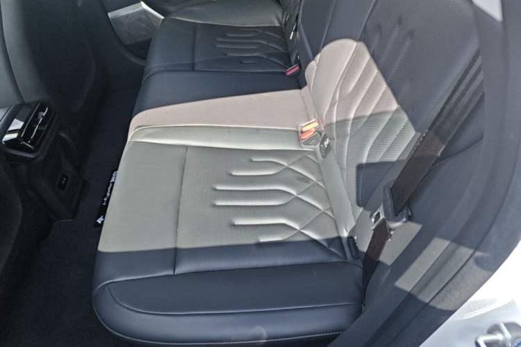 Used Hyptec GT 2023 710 Rear-Drive Ultra-Charging Version Left Rear Seat