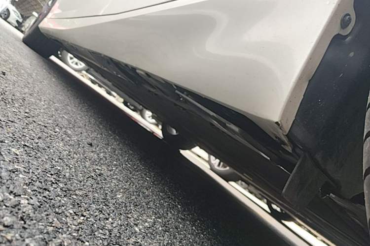Used Hyptec GT 2023 710 Rear-Drive Ultra-Charging Version Left Side Sill
