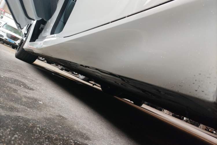 Used Hyptec GT 2023 Rear-Drive Ultra-Charging 7-Wing Edition Left Side Sill