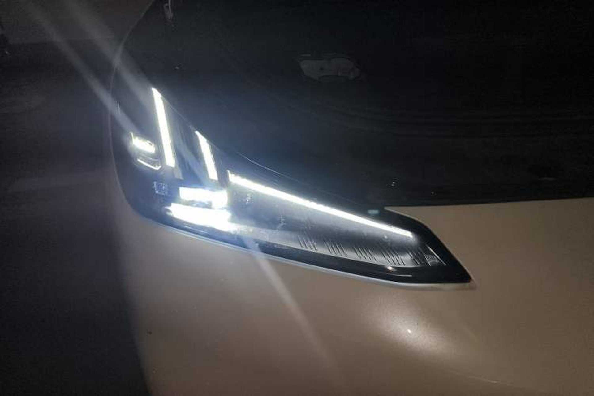Used Hyptec GT 2023 560 Rear-Drive Seven-Wing Edition Right Front Headlight