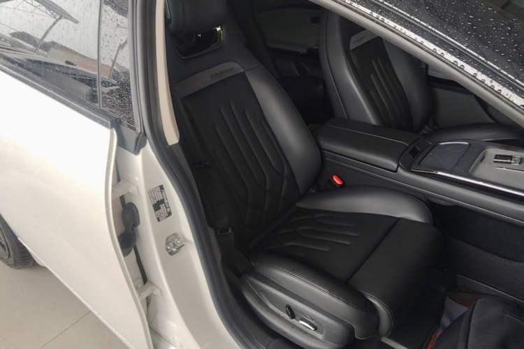Used Hyptec GT 2023 710 Rear-Drive Ultra-Charging Version Right Front Seat