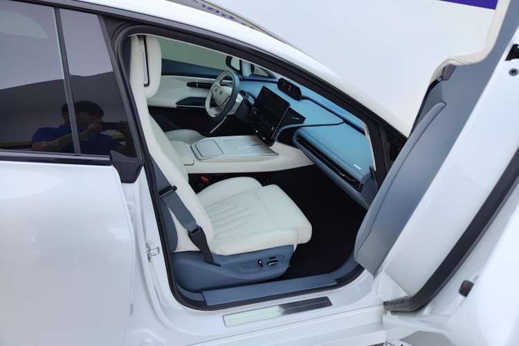Used Hyptec GT 2023 560 Rear-Drive Seven-Wing Edition Right Front Seat