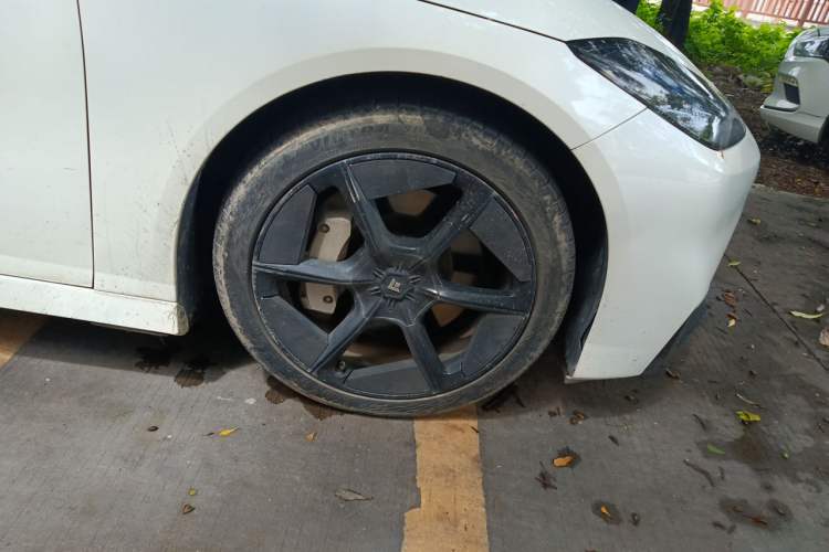 Used Hyptec GT 2023 710 Rear-Drive Ultra-Charging Version Right Front Wheel Hub