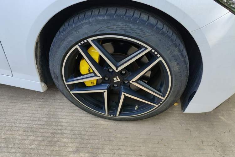 Used Hyptec GT 2023 710 Rear-Drive Ultra-Charging Version Right Front Wheel Hub