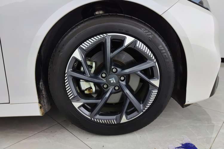 Used Hyptec GT 2023 560 Rear-Drive Seven-Wing Edition Right Front Wheel Hub