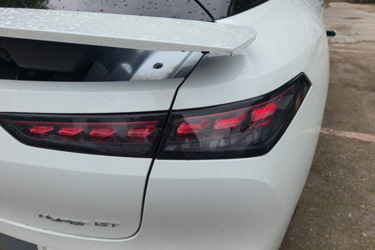 Used Hyptec GT 2023 560 Rear-Drive Seven-Wing Edition Right Rear Taillight
