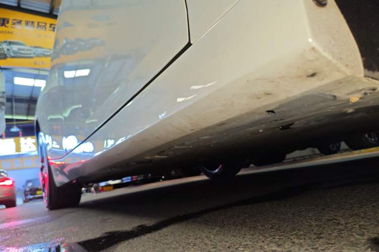 Used Hyptec GT 2023 710 Rear-Drive Supercharge Max Edition Right Side Sill