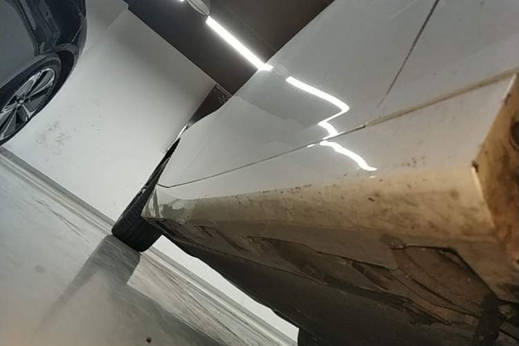 Used Hyptec GT 2023 560 Rear-Drive Tech Edition Right Side Sill