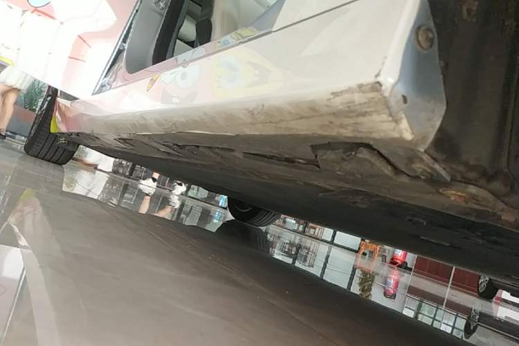 Used Hyptec GT 2023 560 Rear-Drive Seven-Wing Edition Right Side Sill