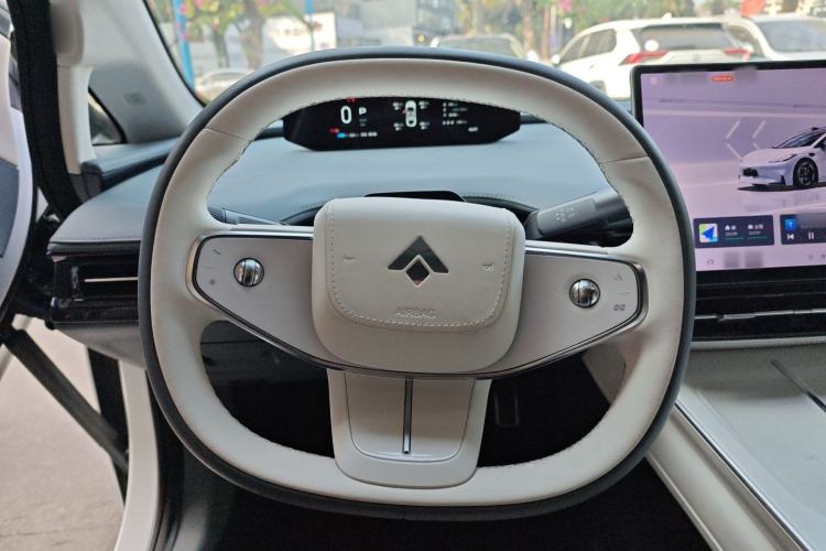 Used Hyptec GT 2023 710 Rear-Drive Supercharge Max Edition Steering Wheel